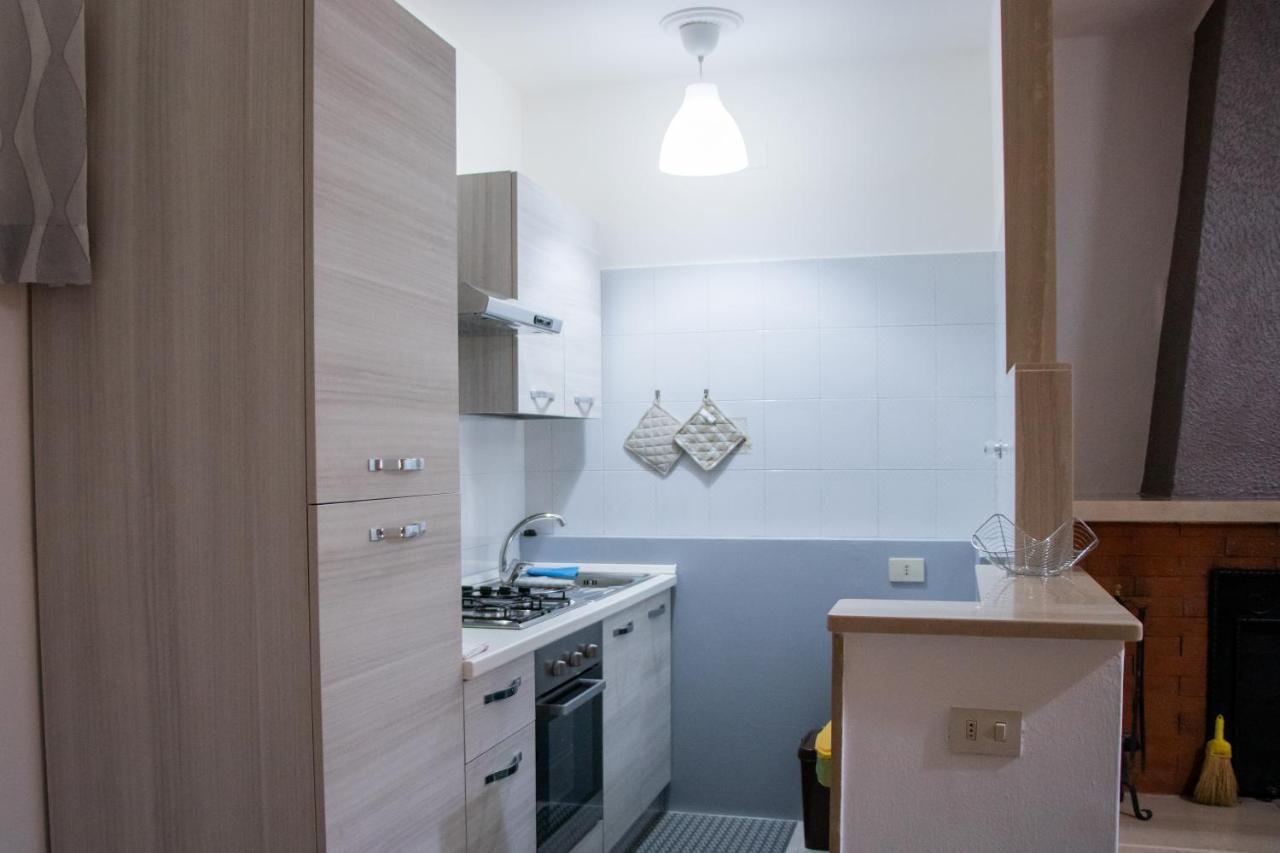 Casa Degli Ulivi Con Parcheggio Privato Apartman Muro Lucano Kültér fotó