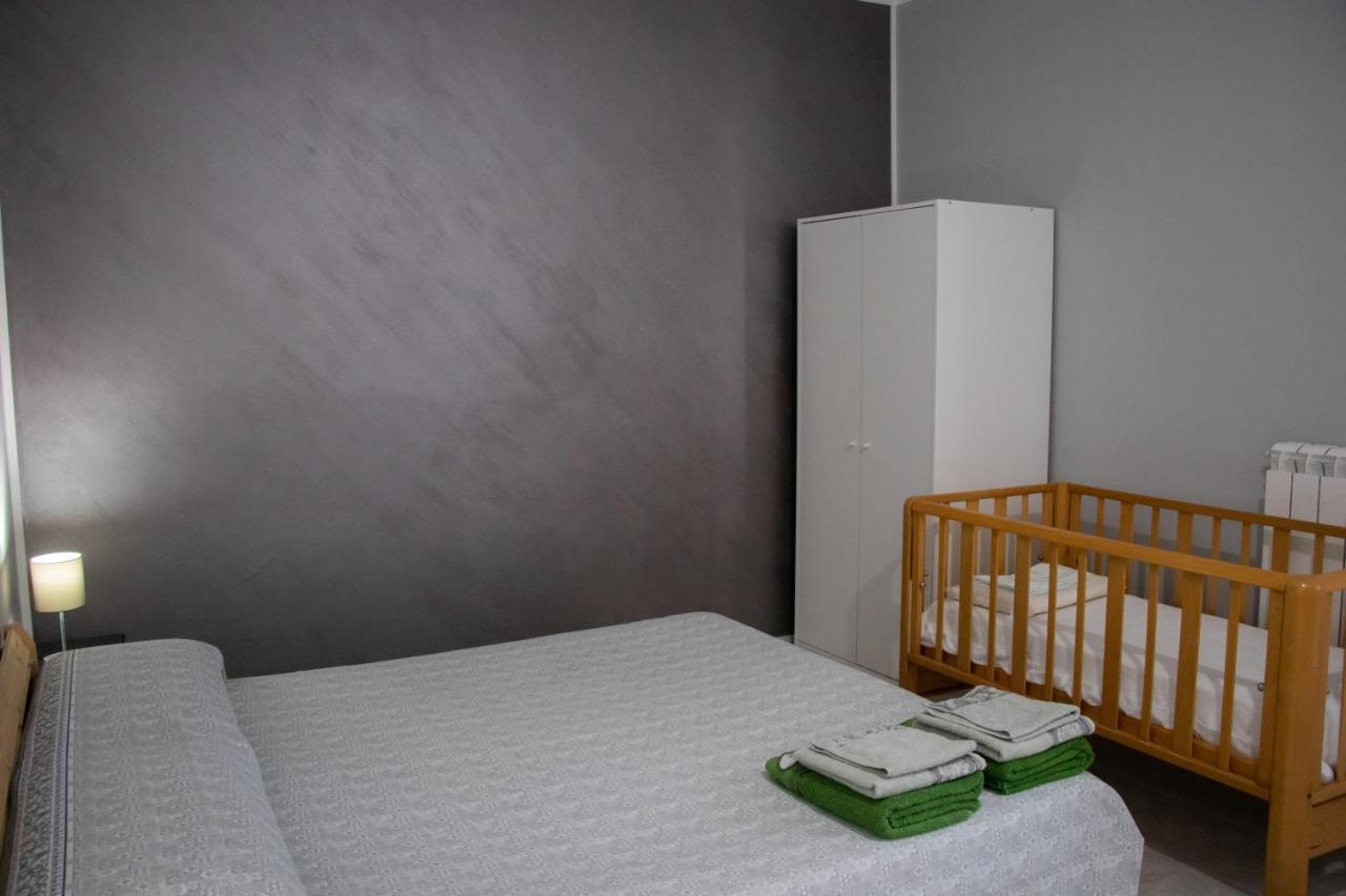 Casa Degli Ulivi Con Parcheggio Privato Apartman Muro Lucano Kültér fotó